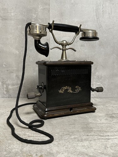 Antikes tischtelefon metall - antikes,