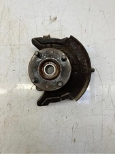 1806 Achsschenkel links vorne