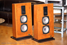 GRUNDIG Monolith 80 Vintage Aktiv 4-Wege Speaker/Lautsprecher!!! Top-Zustand!!