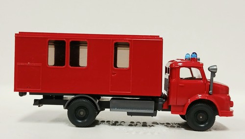 Wiking mercedes 1519 - wiking,