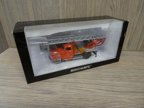 Minichamps 439 051070 - 439,