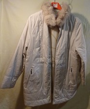 Sportlich Elegante Damen Jacke, Pelzkragen, Marke "Gelco", creme, Gr. 46