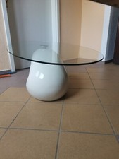 Couchtisch weiß mit Glasplatte