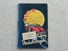 Verkehrsregeln der Prüfung