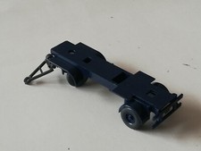 Lot 827 Anhänger Fahrgestell stahlblau zweiachsig von Wiking in 1:87 Sonderpreis