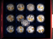 Biete 1200 Jahre Deutsche Münze Sammlung 13 Stück  999/1000 Silber  (ca. 250gr.)