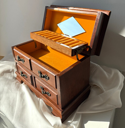 Vintage schmuckschatulle aus - vintage,