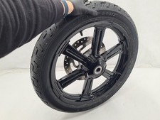 Harley-Davidson Softail Street Bob M8 & Standard M8 6 Speichen Komplettrad schwa