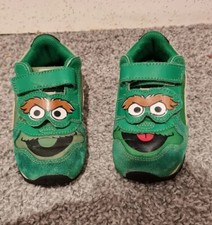 Puma Sesamstraße Sneaker Gr. 26 Oskar Tonne, Krümelmonster Schuhe Sesame Street
