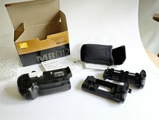 Batteriehandgriff Nikon MB-D12 für Nikon D800, D800E, D810, D810A Neuwertig