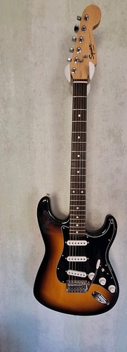 Squier stratocaster sss - squier,