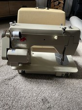 Vintage Riccar Reliant 88