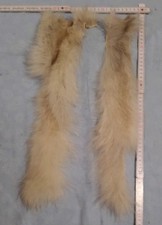 Echtes Fell Rest Blaufuchs,   Creme, gebraucht ca von 4-8 x 40 cm.