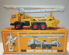 Conrad 1:50 Mercedes Benz