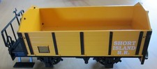LGB Spur G  # 94016 Hochbordwagen mit Bremserbühne "Short Island R. R."