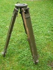 BW, Holz-Dreibein Stativ