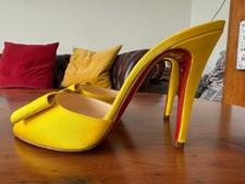 Louboutin Jolie-Noeud 100  / 40  / High Heels  /  11,5 cm  /  Mules  / gelb