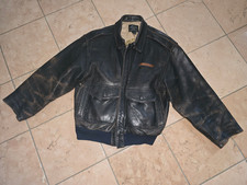 Schwarze Avirex Lederjacke A2 Fliegerjacke Bomberjacke U.S Army Air Forces GR XL
