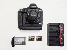 Canon 1Dx Mark II + 2 Original
