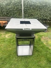 Feuerschale mit Grill / Outdoor Feuerstelle / Holzofen Grill