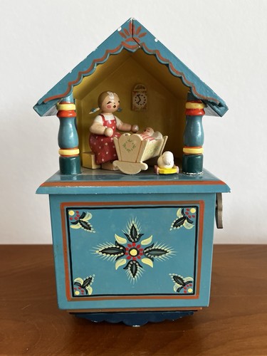 Holz spieluhrhaus mit - spieluhrhaus, kurbel