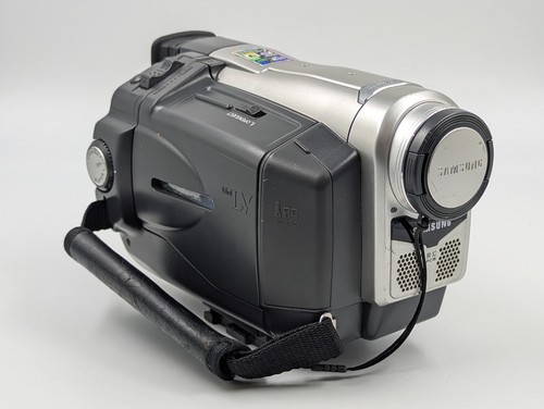 Samsung d10 camcorder - samsung,