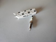 NEU Citroen C5 Peugeot 406 407 3.0 V6 Zündkerze 5960G0