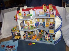 Playmobil Wohnhaus 3965, Erweiterung 7337, voll eingerichtet und mit Auto