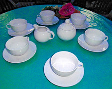 TCM Tchibo Porzellan Set Kaffee Tassen Untertasse Milch & Zucker  weiß 14-teilig