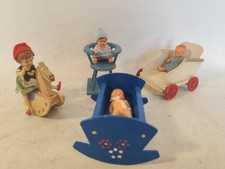LOT DDR Puppenstube Zubehör Hochstuhl Schaukelpferd Wiege Puppe Kinderwagen