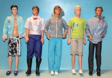 5 tolle  KENS  voll bekleidet und mit Schuhen  !!!!!!