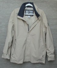 Oxylane  Tribord Jacke mit Kapuze Gr  Xl in khaki /wind+wasserdicht