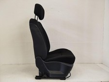 Renault Clio IV X98 TCe90 Sitz vorn rechts Beifahrersitz Stoff ohne Heizung