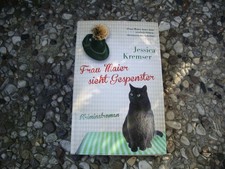 Frau Maier sieht Gespenster -