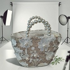 Strohtasche mit Spitze weiß