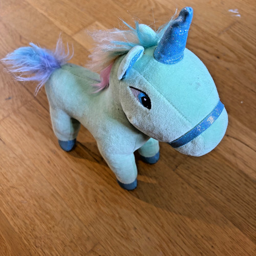 Süßes einhorn - 🦄,