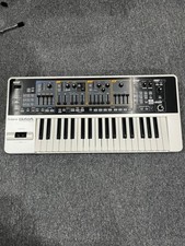 ROLAND GAIA SH-01 SYNTHESIZER