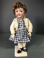 Antike Porzellankopfpuppe  K & R 126 mit Toddlerkörper