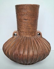 Vase aus Keramik Stil