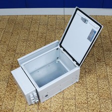 Rittal AE 1031 Schaltschrank mit Klemmengehäuse