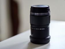 Olympus Zuiko 60mm 2.8 macro