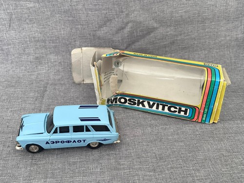 Vintage moskvitch 427 - vintage,