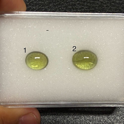 Stück grün periodot oval - 1,