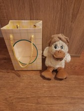 Ente mit Mütze und Fliege