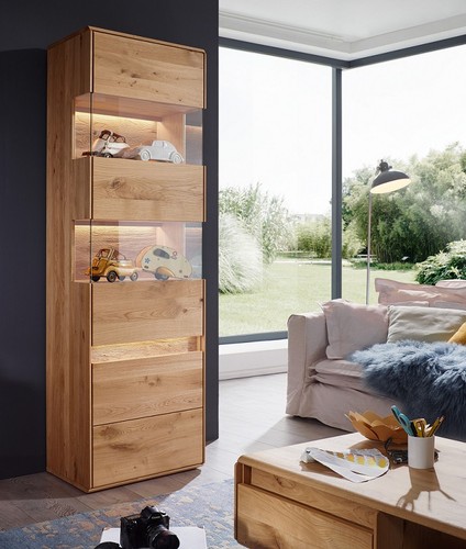 Vitrine links 63x207cm