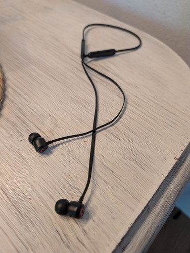 Beats dre flex - by,