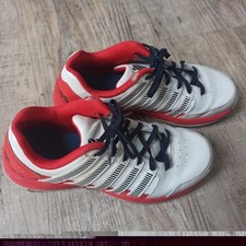 K SWISS Hallenschuhe Tennis für Teppich Gr 35 1/2 weiß rot schwarz Junge Mädchen