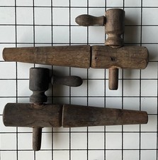 Zwei Zapfhähne Mosterei  Fass vintage Holz alt Zapfhahn 