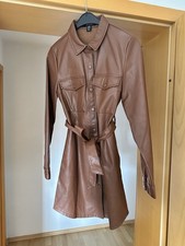 Elegantes Kunstleder-Kleid In