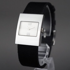 GUCCI Damenuhr 4900L Gold 23mm